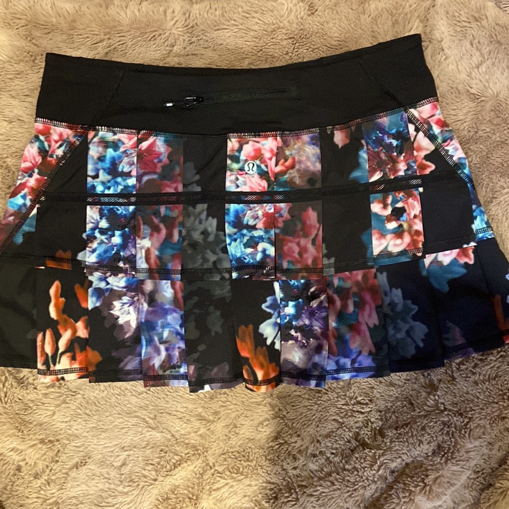 lululemon skirt
